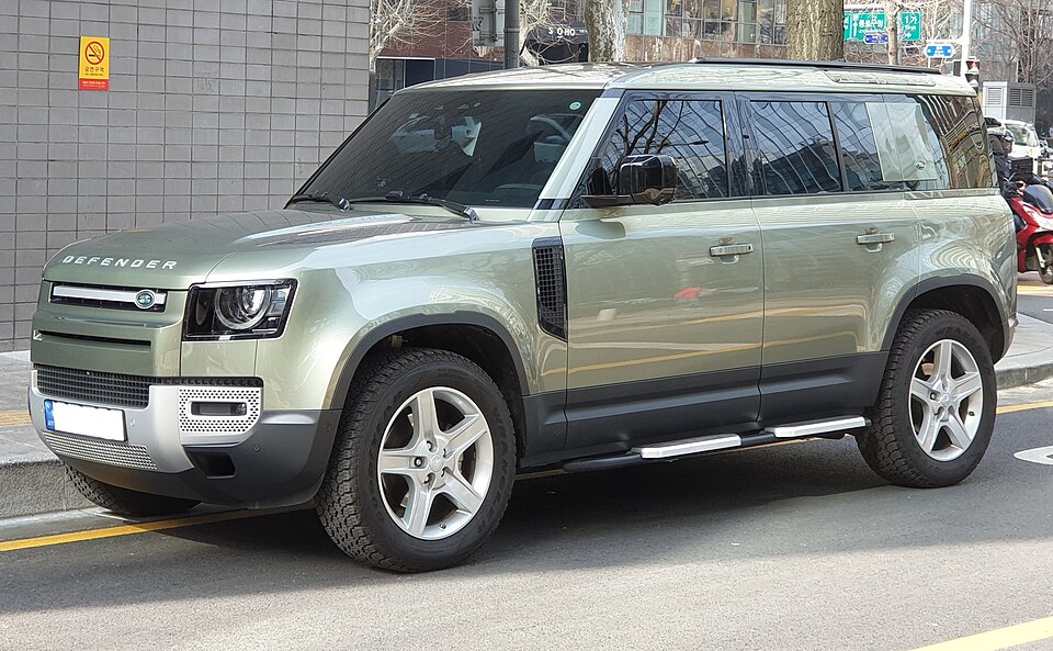 Land Rover Defender 110 Ceramic Coating Multan